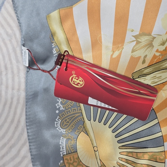 Silk Chinese Scarf - Picture 5 of 5